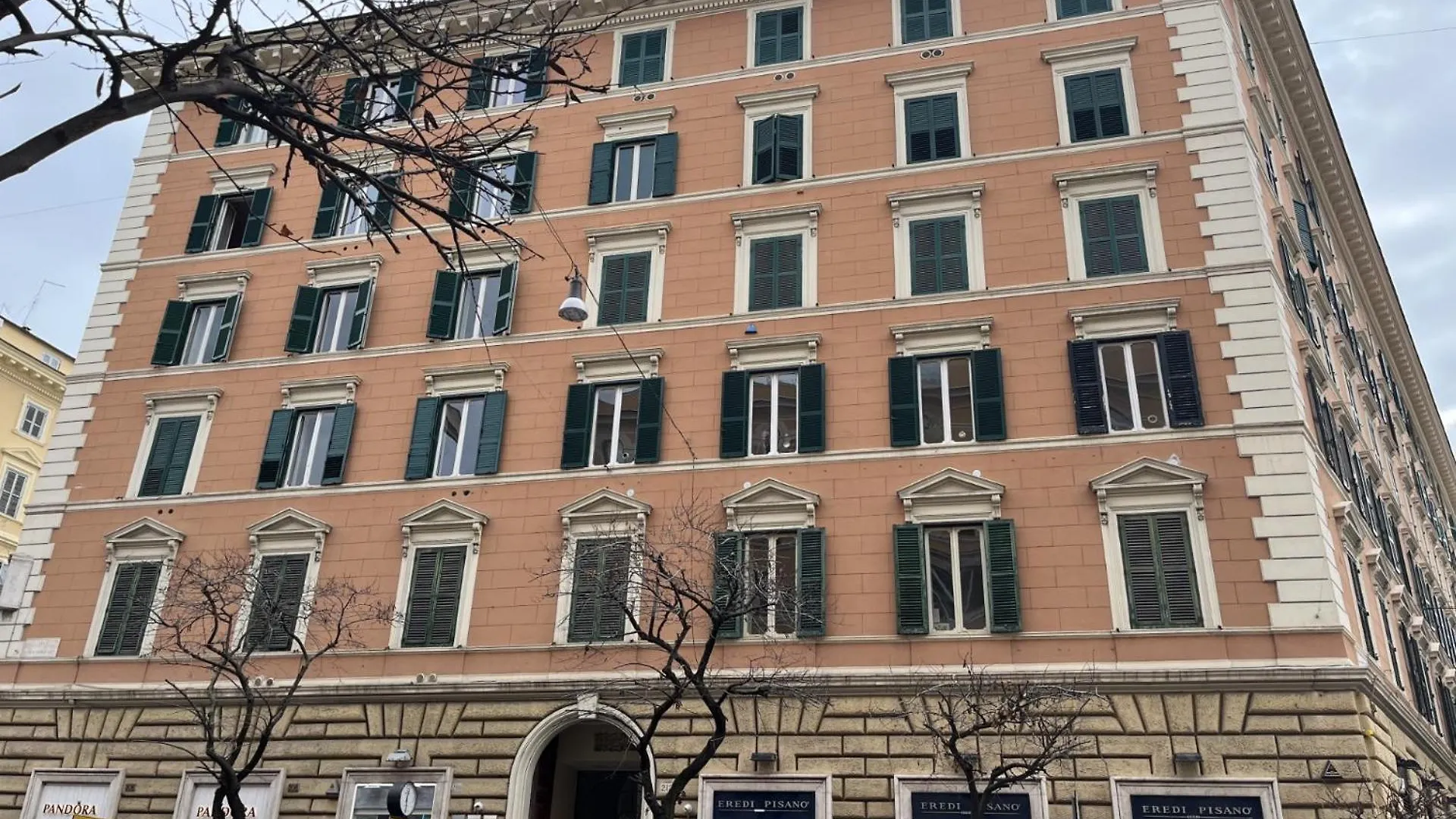 Interno 18 Penthouse location